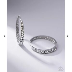 Paparazzi NWT Glitzy By Association Silver Rhinestone Hoops